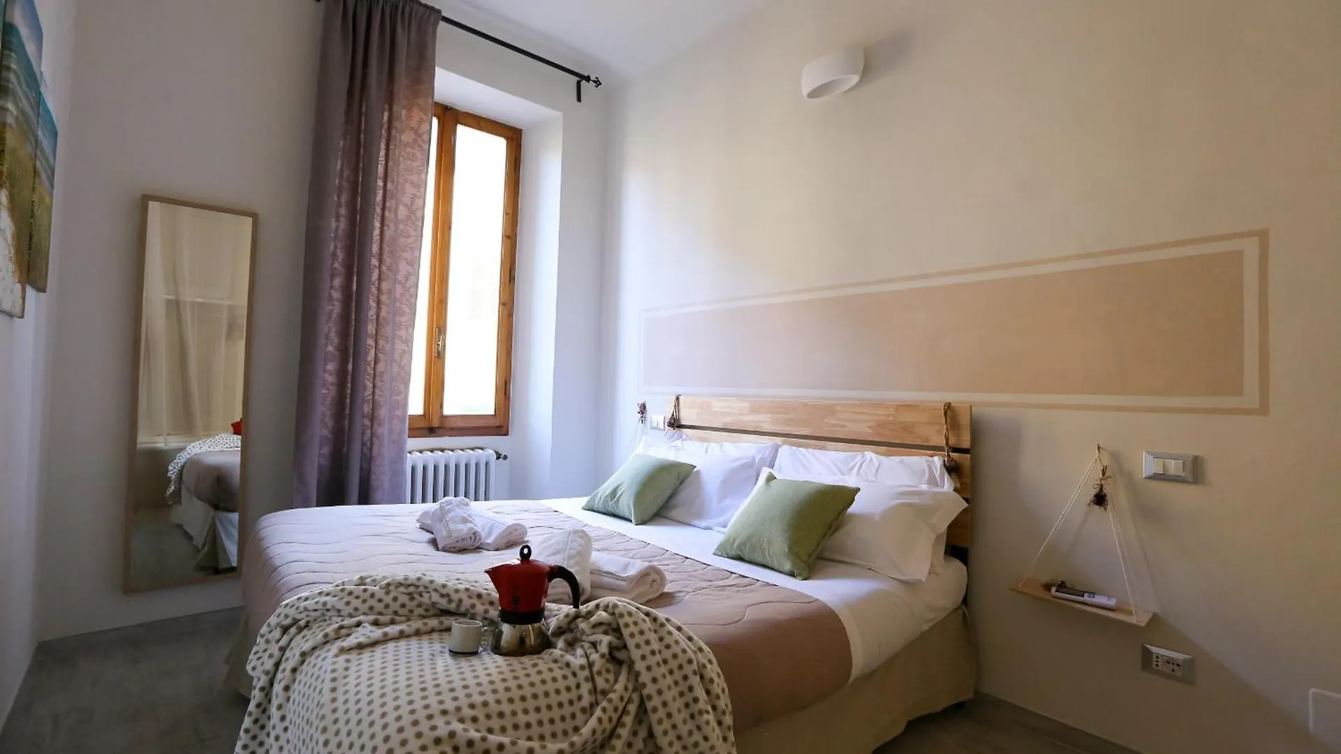 Stazione Rivadarno Guest House Florence 0*,