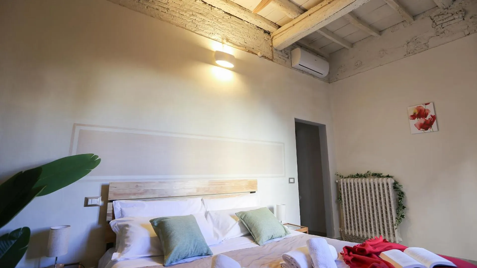 Stazione Rivadarno Guest House Florence Apartment