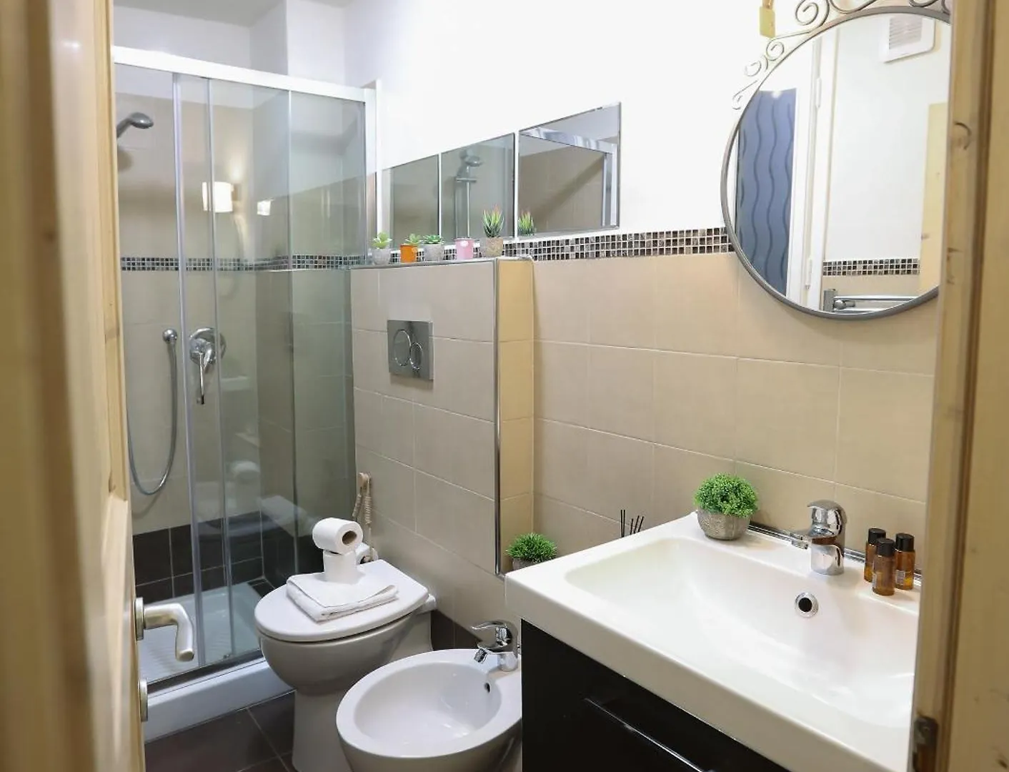 Stazione Rivadarno Guest House Florence Apartment