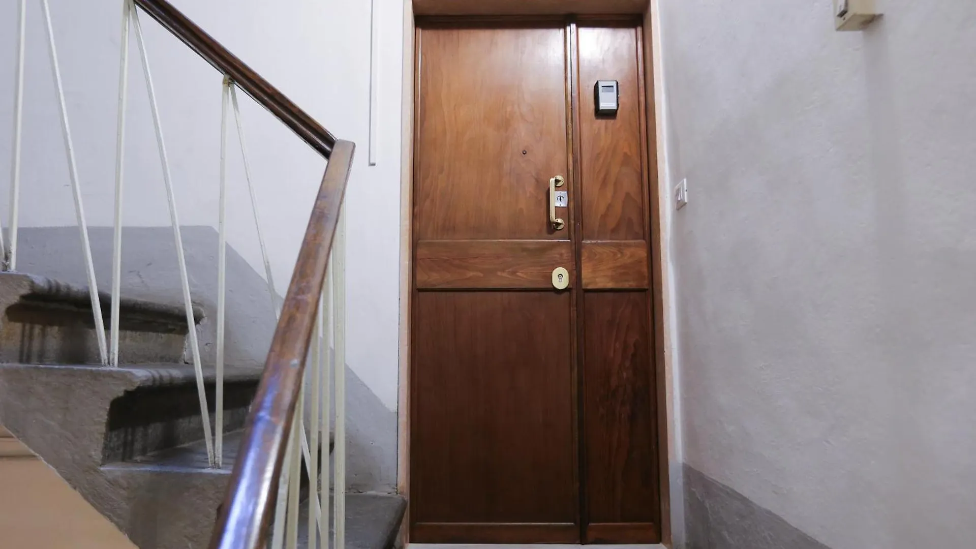Apartment Stazione Rivadarno Guest House Florence Italy